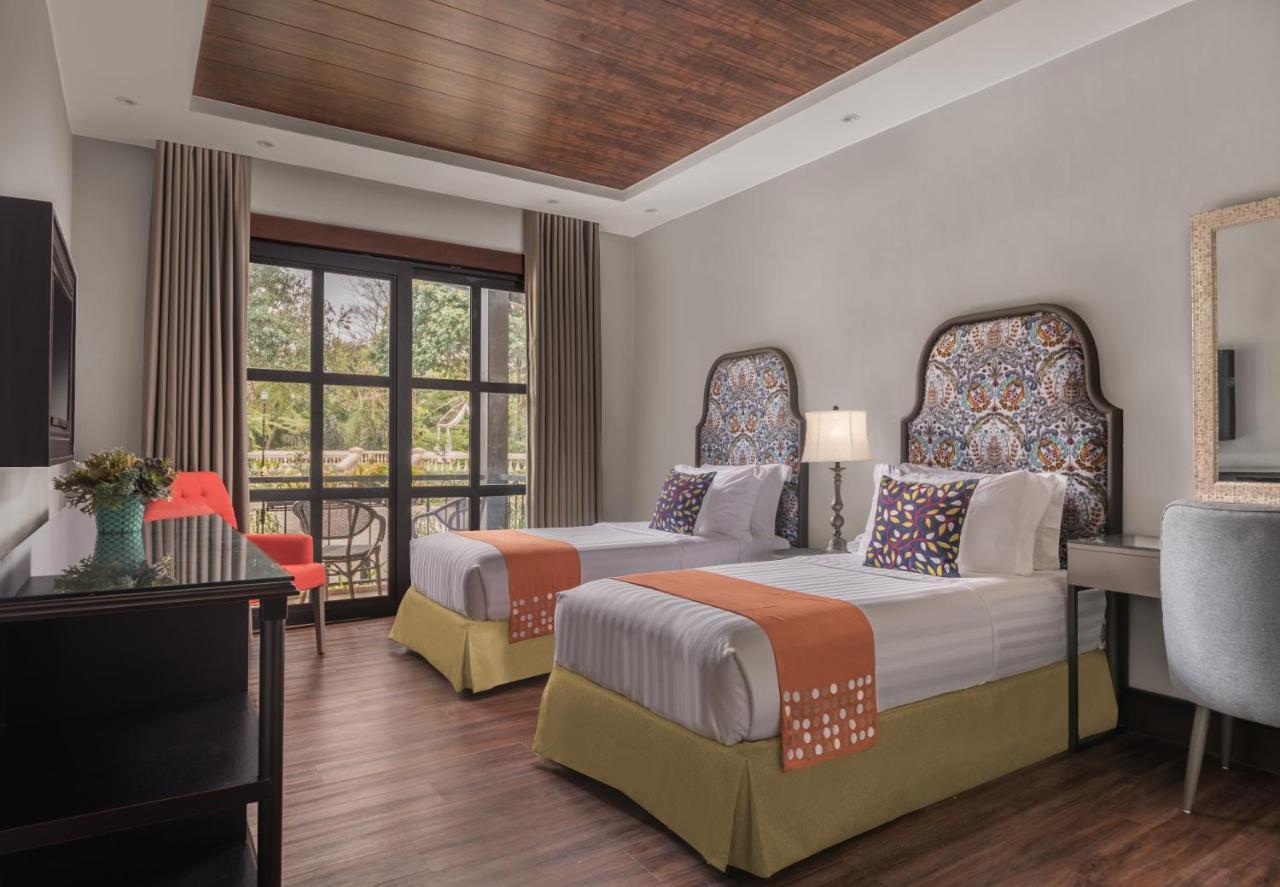 Hillcreek Gardens Tagaytay Hotel Luksuhin Exterior foto